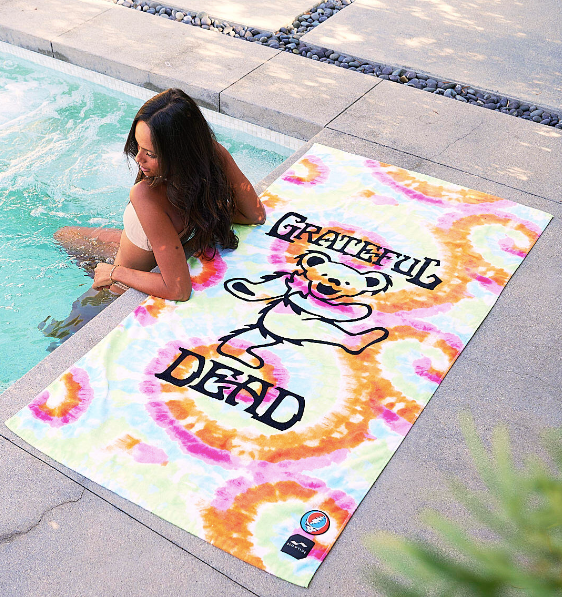 The Groove Beach Towel (The-Groove-Beach-Towel-Grateful-Dead-X-Slowtide)